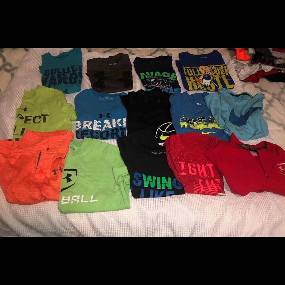 Under Armour and Nike Boys XS X Small lot of Shirts